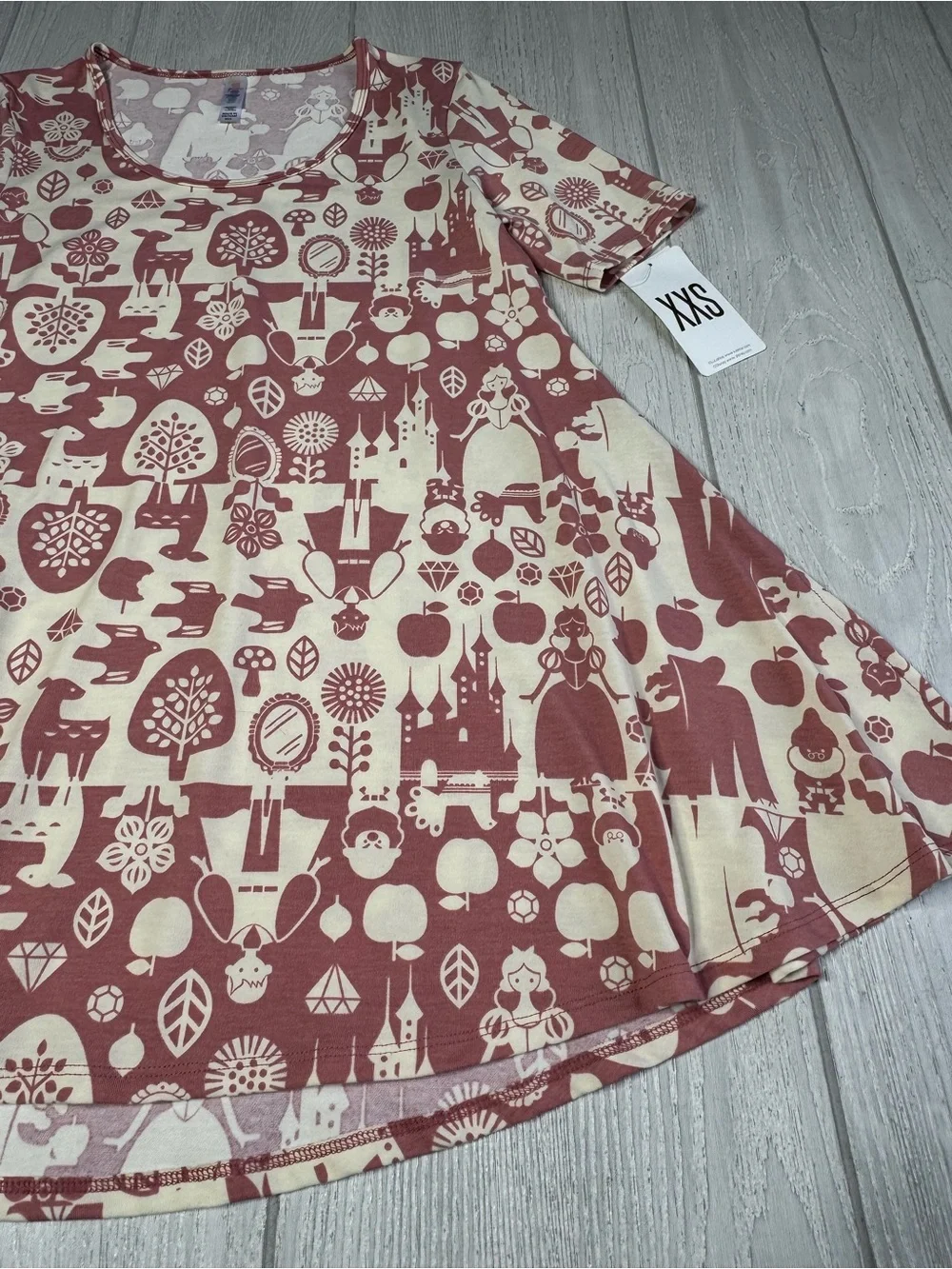 NWT DISNEY Snow White theme tunic top